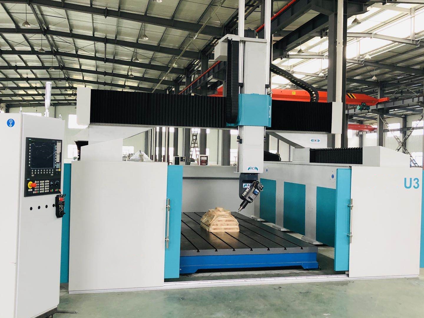 客户采购木模五轴设备